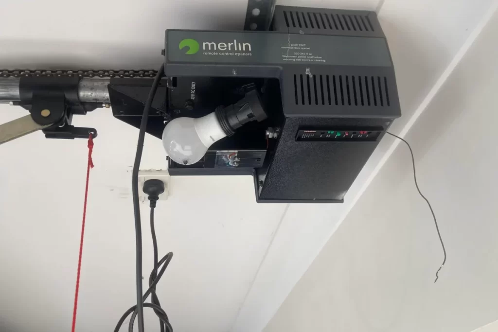 MERLIN PROLIFT 230T SECTIONAL DOOR OPENER